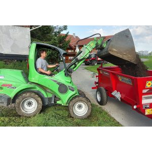 Hoflader Avant 750 Mieten