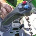 Avant Hoflader 750 Steuerung